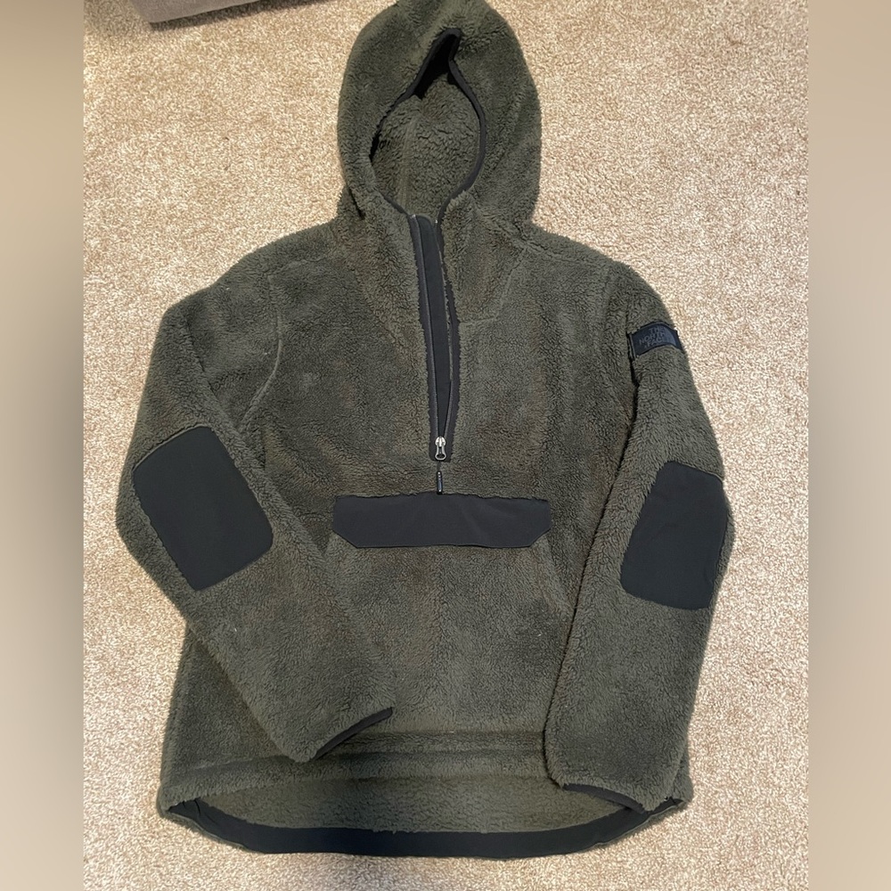 The North Face Sherpa jacket - size medium